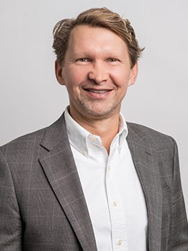 Mitarbeiterbilder_0004_©DanielSchvarcz_BayernGrund_20251210_434-Henfling